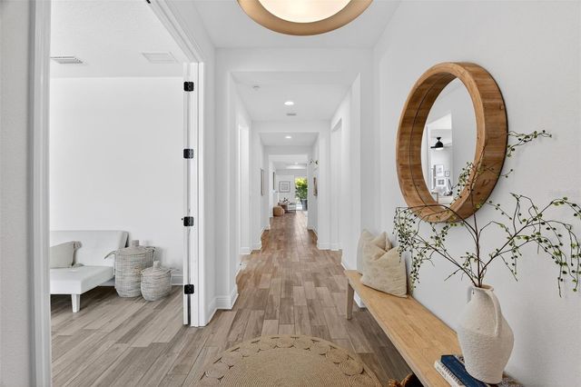 2119 WOODLEAF HAMMOCK COURT, Lakewood Ranch, FL 34211