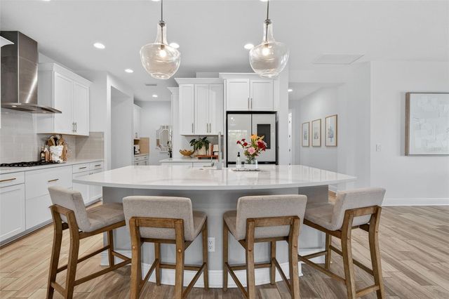 2119 WOODLEAF HAMMOCK COURT, Lakewood Ranch, FL 34211