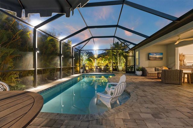 2119 WOODLEAF HAMMOCK COURT, Lakewood Ranch, FL 34211