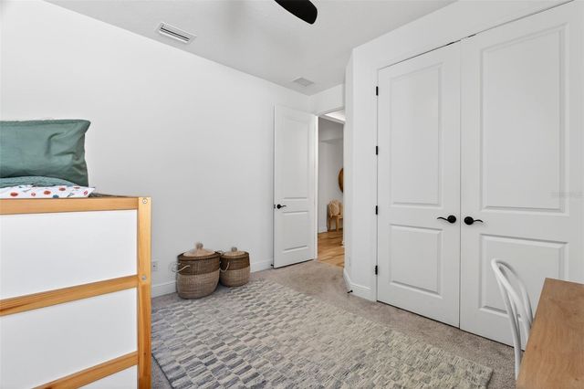 2119 WOODLEAF HAMMOCK COURT, Lakewood Ranch, FL 34211