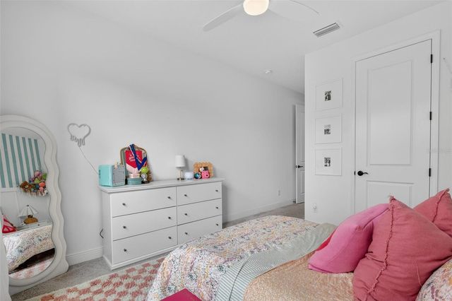 2119 WOODLEAF HAMMOCK COURT, Lakewood Ranch, FL 34211