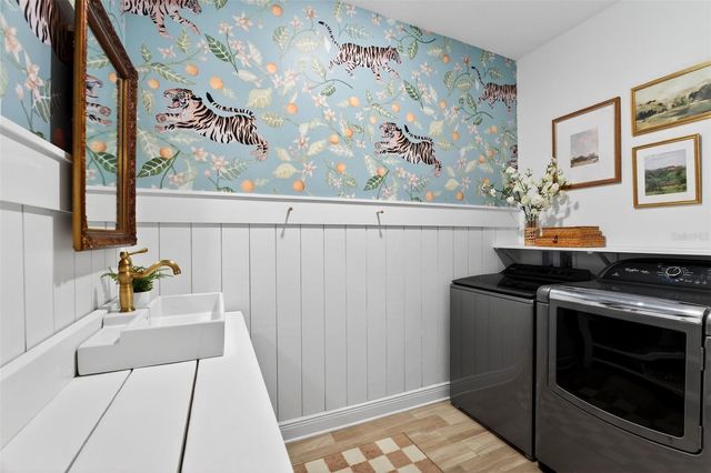 2119 WOODLEAF HAMMOCK COURT, Lakewood Ranch, FL 34211