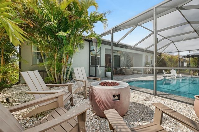 2119 WOODLEAF HAMMOCK COURT, Lakewood Ranch, FL 34211