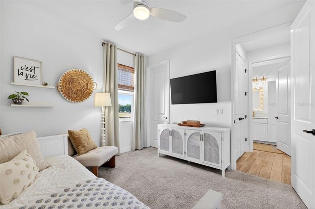 2119 WOODLEAF HAMMOCK COURT, Lakewood Ranch, FL 34211