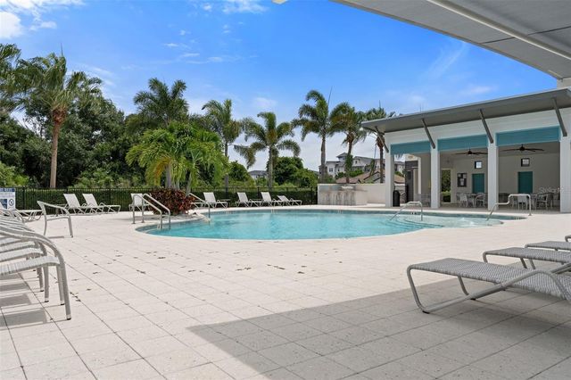 2119 WOODLEAF HAMMOCK COURT, Lakewood Ranch, FL 34211