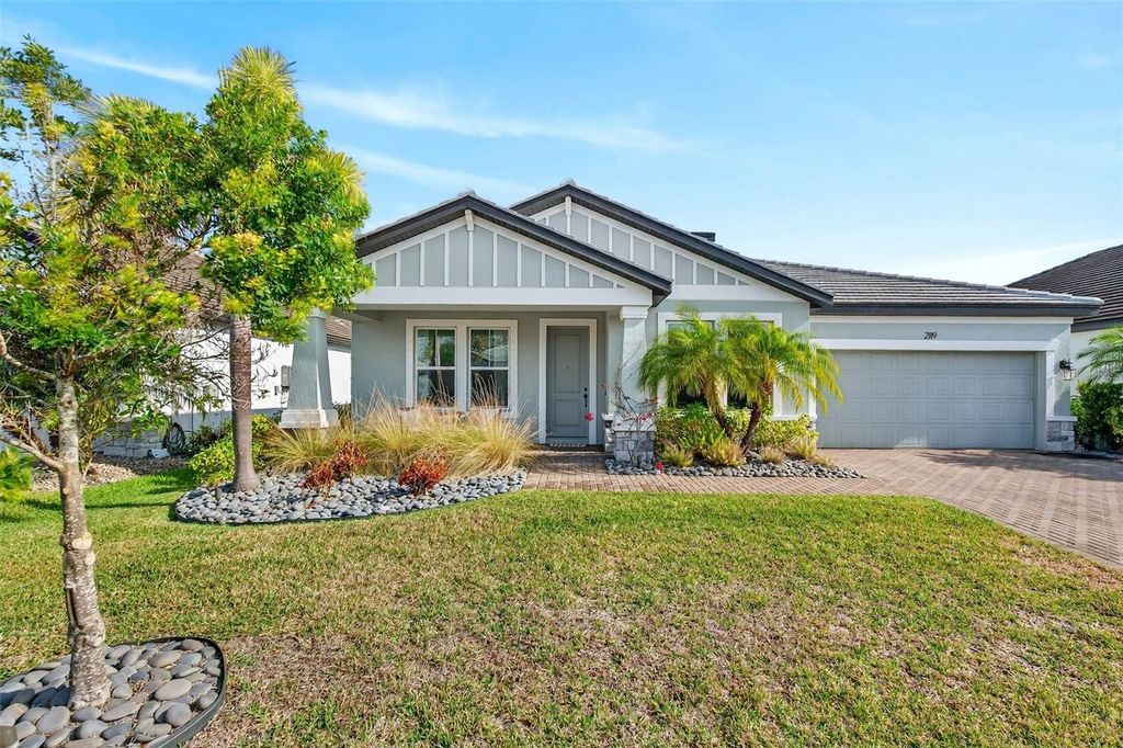 2119 WOODLEAF HAMMOCK COURT, Lakewood Ranch, FL 34211