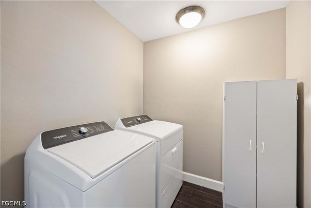 856 104th AVE N, Naples, FL 34108