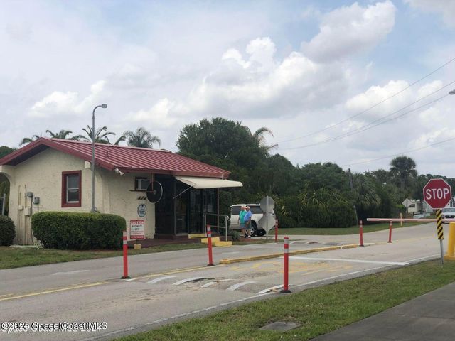 292 Holiday Park Boulevard NE, Palm Bay, FL 32907