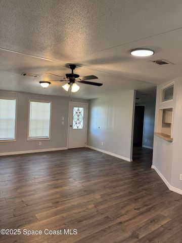 292 Holiday Park Boulevard NE, Palm Bay, FL 32907