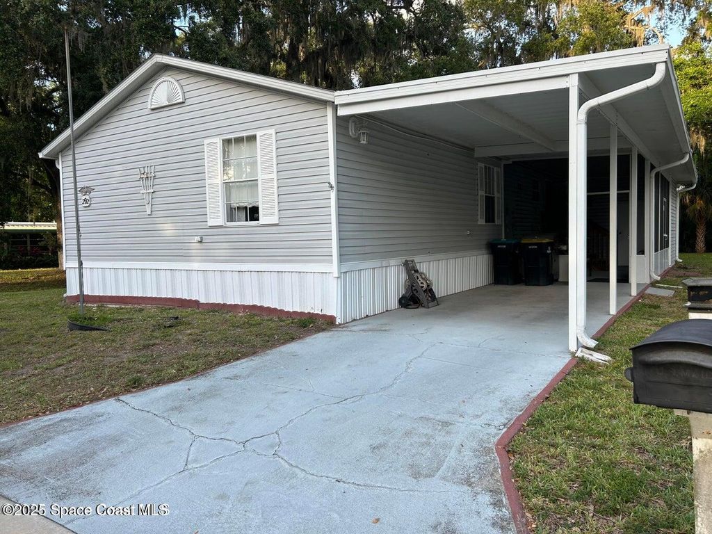 292 Holiday Park Boulevard NE, Palm Bay, FL 32907