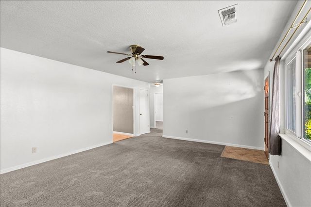 6500 Narcisco Way, Hughson, CA 95326