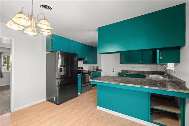 6500 Narcisco Way, Hughson, CA 95326