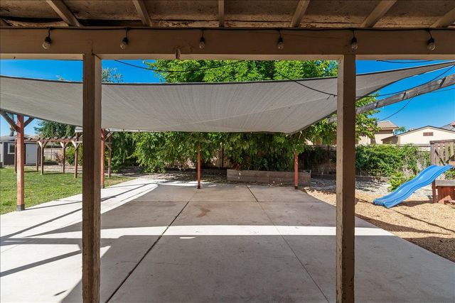 6500 Narcisco Way, Hughson, CA 95326