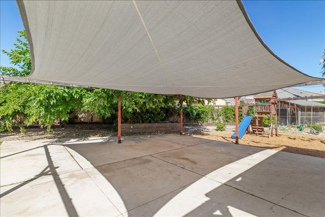 6500 Narcisco Way, Hughson, CA 95326