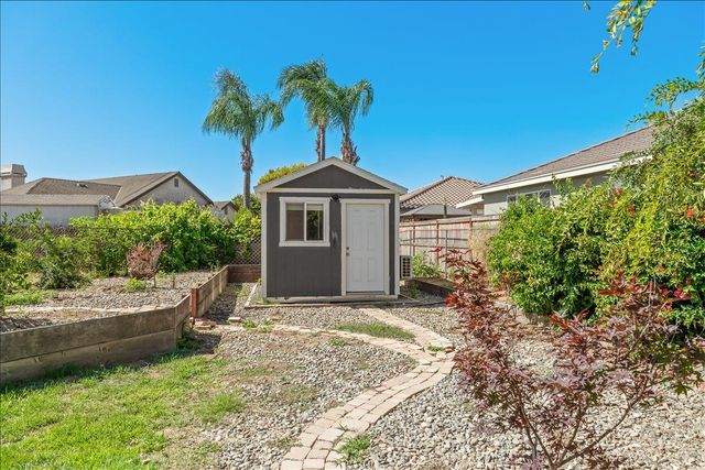 6500 Narcisco Way, Hughson, CA 95326