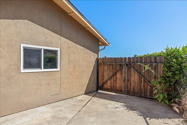 6500 Narcisco Way, Hughson, CA 95326