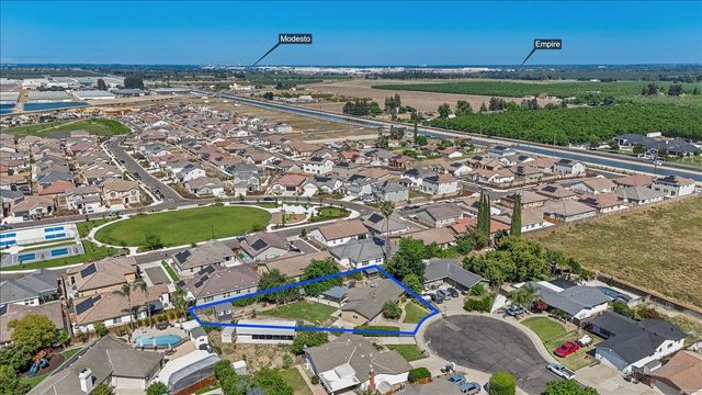 6500 Narcisco Way, Hughson, CA 95326