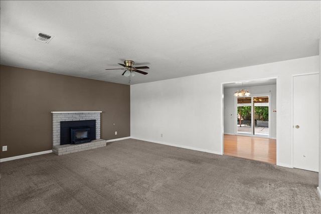 6500 Narcisco Way, Hughson, CA 95326