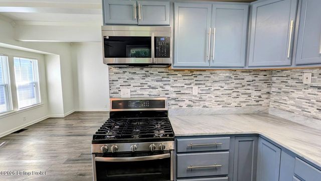 309 S 41st St, Louisville, KY 40212
