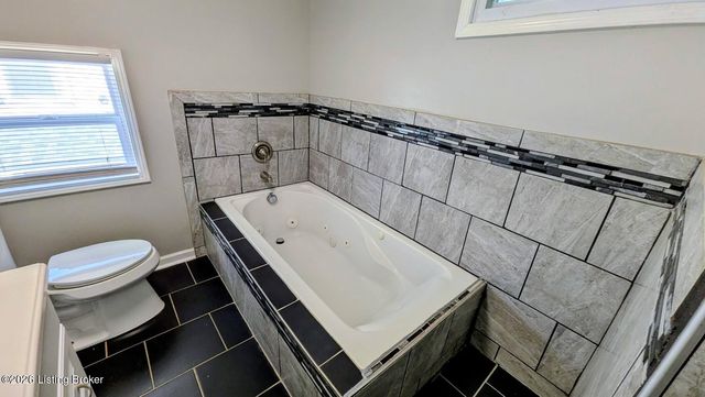 309 S 41st St, Louisville, KY 40212