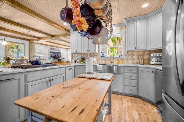 1615 Ernest Dr, Deridder, LA 70634