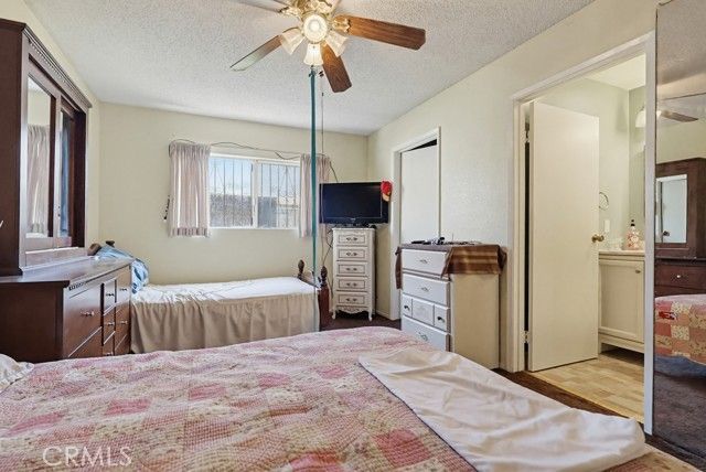 640 E 74th, Los Angeles, CA 90001