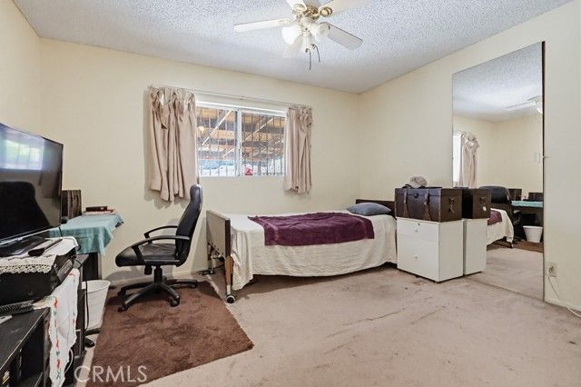 640 E 74th, Los Angeles, CA 90001