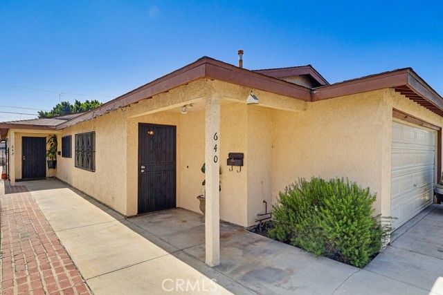 640 E 74th, Los Angeles, CA 90001