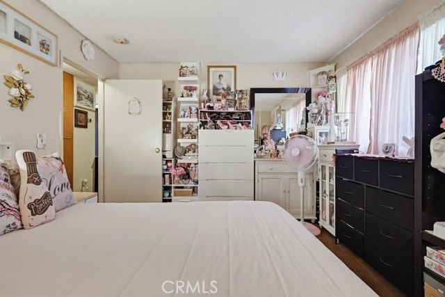 640 E 74th, Los Angeles, CA 90001