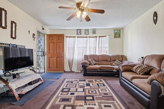 640 E 74th, Los Angeles, CA 90001