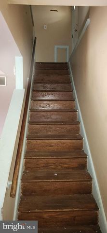 8120 ALLENDALE DR, Landover, MD 20785