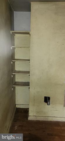 8120 ALLENDALE DR, Landover, MD 20785