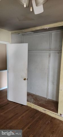 8120 ALLENDALE DR, Landover, MD 20785