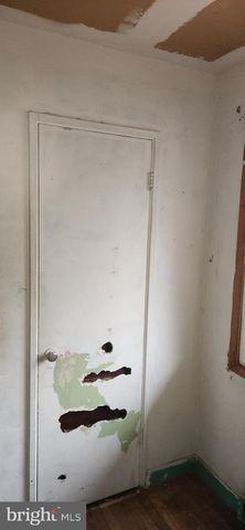 8120 ALLENDALE DR, Landover, MD 20785