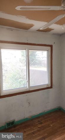 8120 ALLENDALE DR, Landover, MD 20785