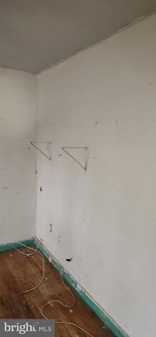 8120 ALLENDALE DR, Landover, MD 20785