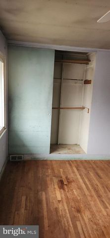 8120 ALLENDALE DR, Landover, MD 20785