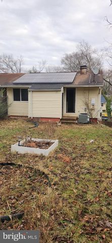 8120 ALLENDALE DR, Landover, MD 20785