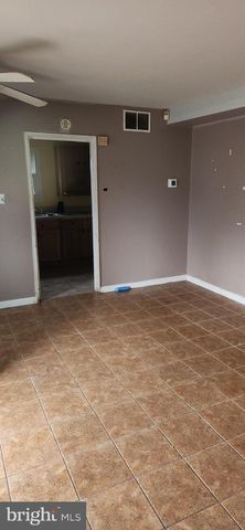 8120 ALLENDALE DR, Landover, MD 20785