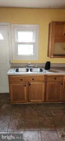 8120 ALLENDALE DR, Landover, MD 20785