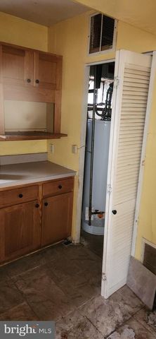 8120 ALLENDALE DR, Landover, MD 20785