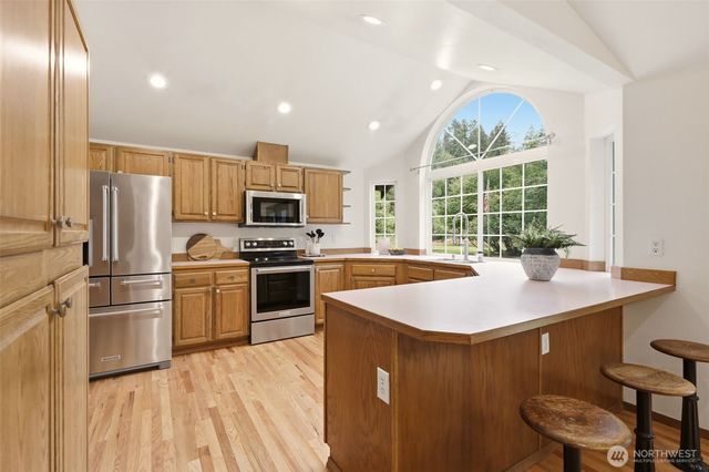 221 Russell Road, Snohomish, WA 98290
