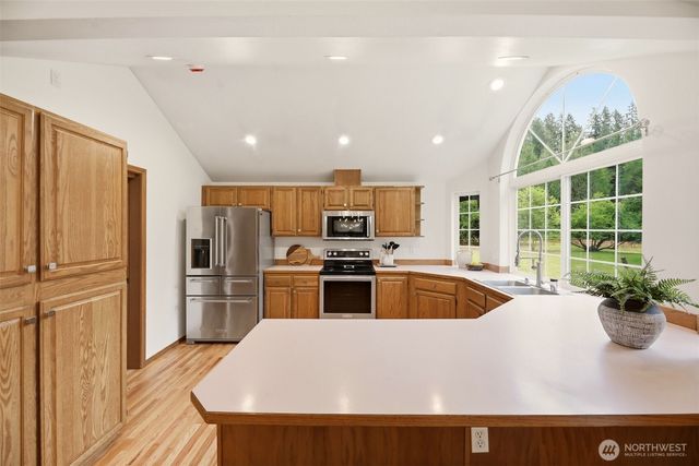 221 Russell Road, Snohomish, WA 98290