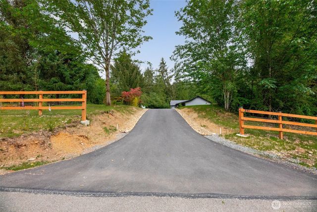 221 Russell Road, Snohomish, WA 98290