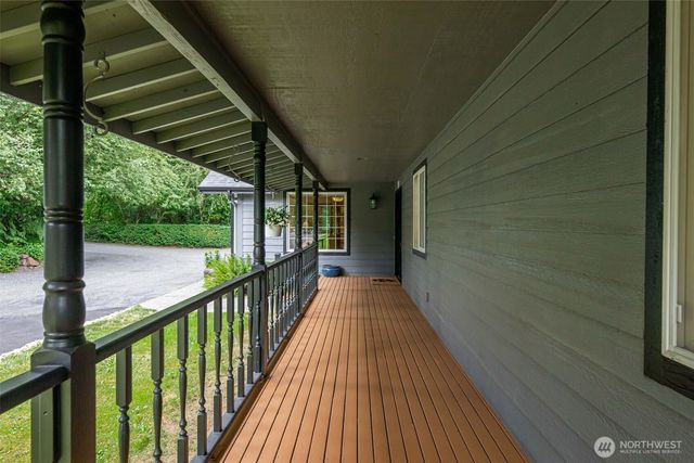 221 Russell Road, Snohomish, WA 98290