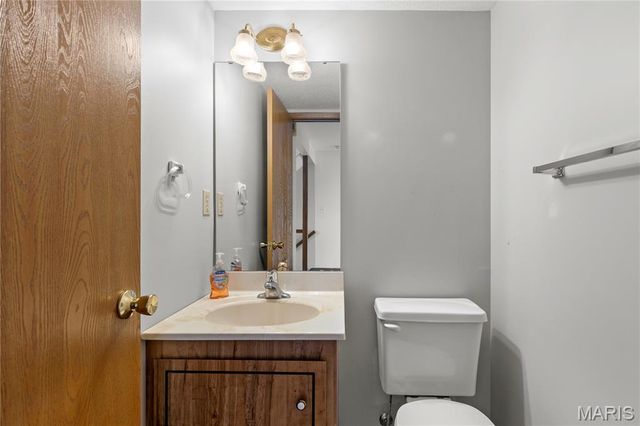 2412 Silkwood Drive, Overland, MO 63114