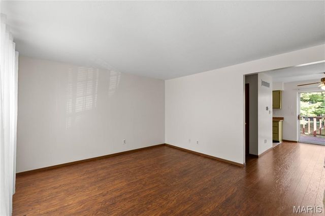 2412 Silkwood Drive, Overland, MO 63114