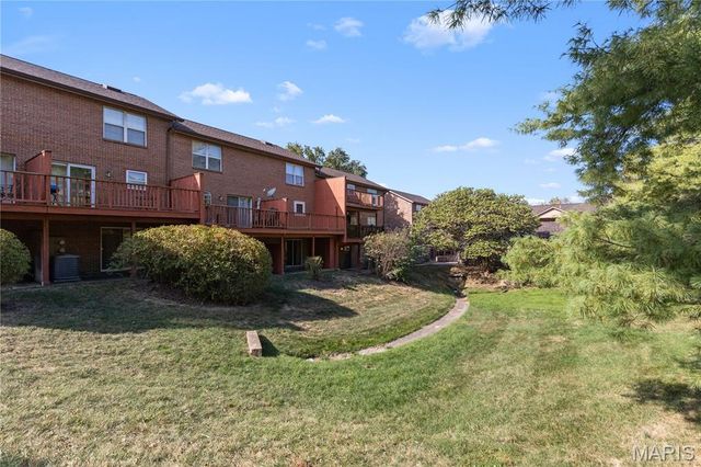 2412 Silkwood Drive, Overland, MO 63114