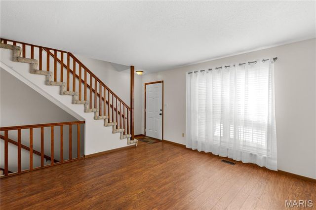 2412 Silkwood Drive, Overland, MO 63114