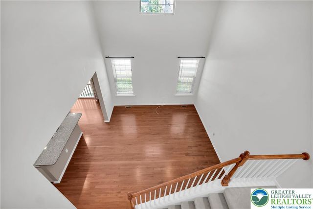 9675 Crescent Lane, Upper Macungie Twp, PA 18031